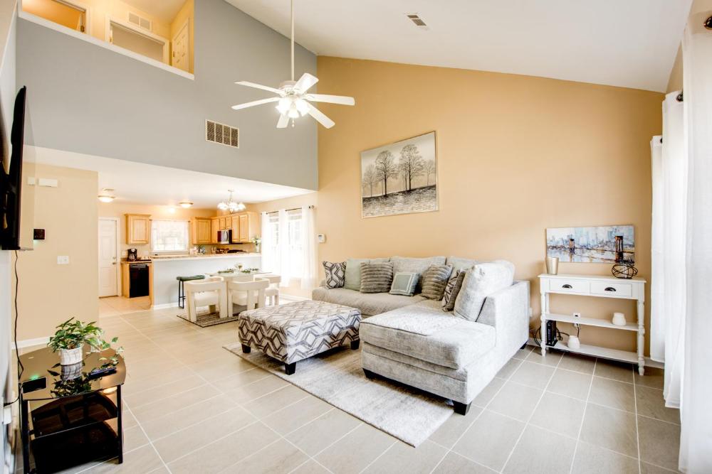 4 Mi to FSU and 5 Mi to FAMU WFH-Friendly Hub