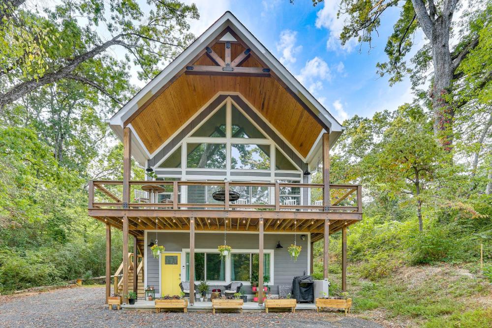 6 Mi to Downtown Apartment in Chattanooga!