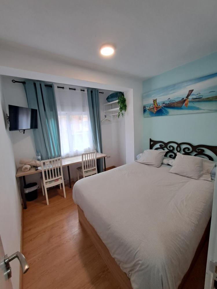 BARCELONA AIRPORT Mi COLIBRÍ