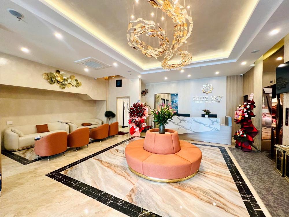 BLUE SKY NOI BAI HOTEL And POOL