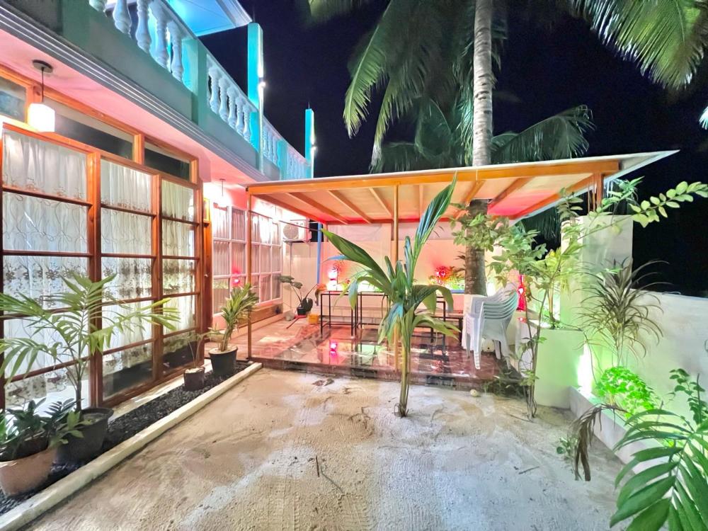 Blue Village Maamigili