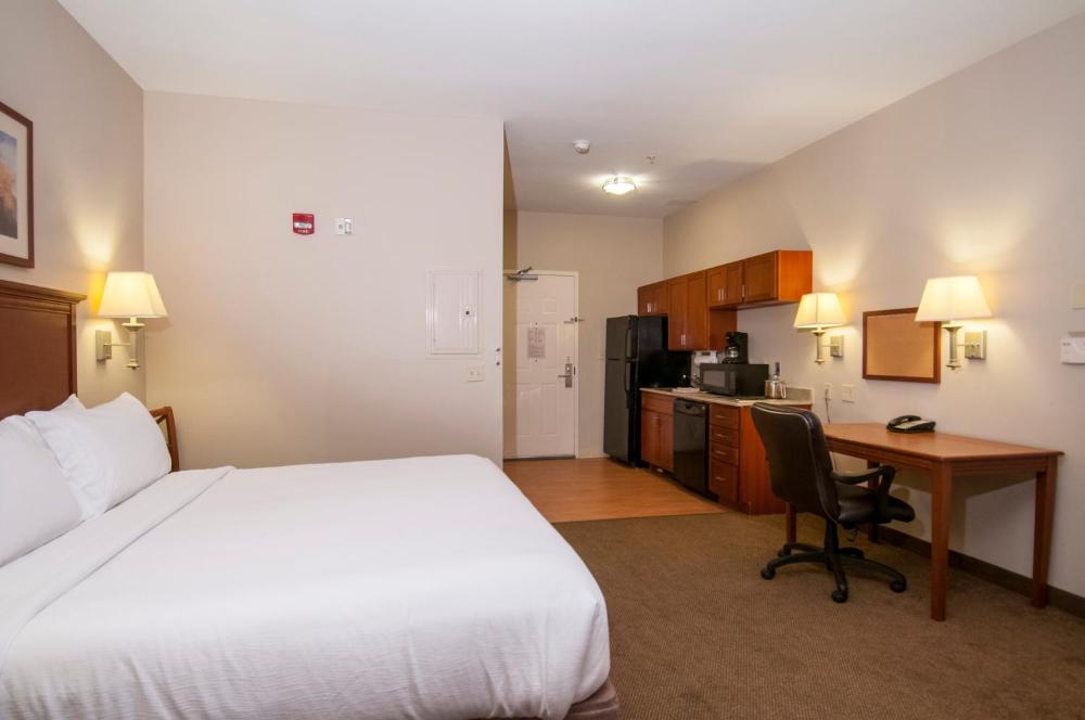 Candlewood Suites Flowood, MS by IHG