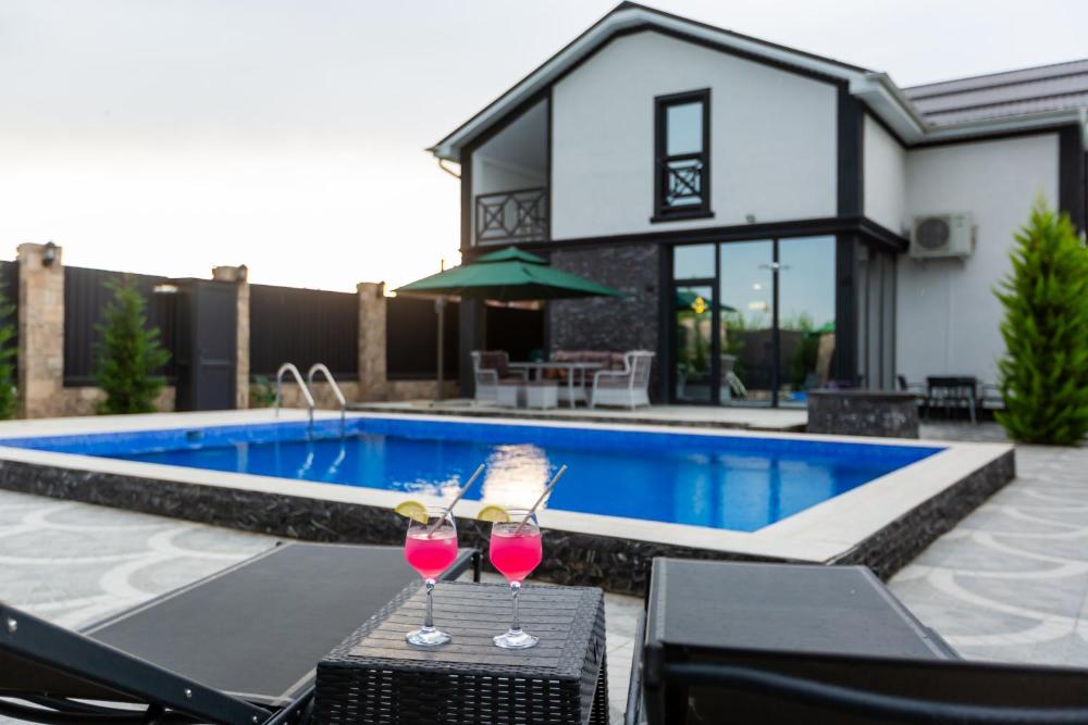 Caspian Colorful Villas