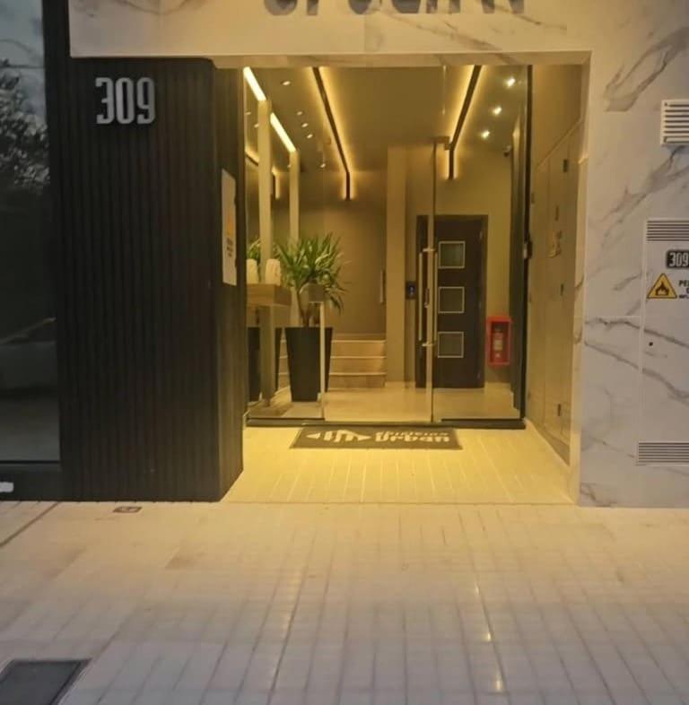 Centrico con Garage Monoambiente a Estrenar