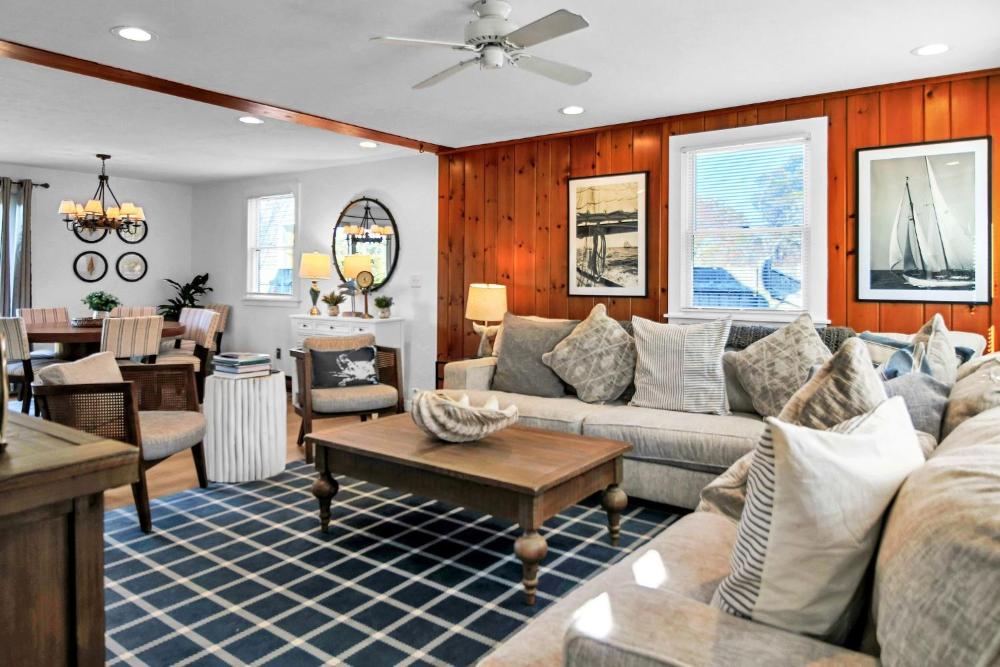 Charming 3BR Home in Nantucket's Natural Beauty home