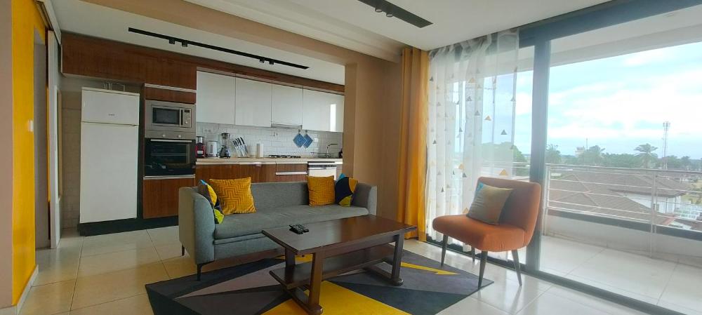 Chic and modern apart with parking and rooftop