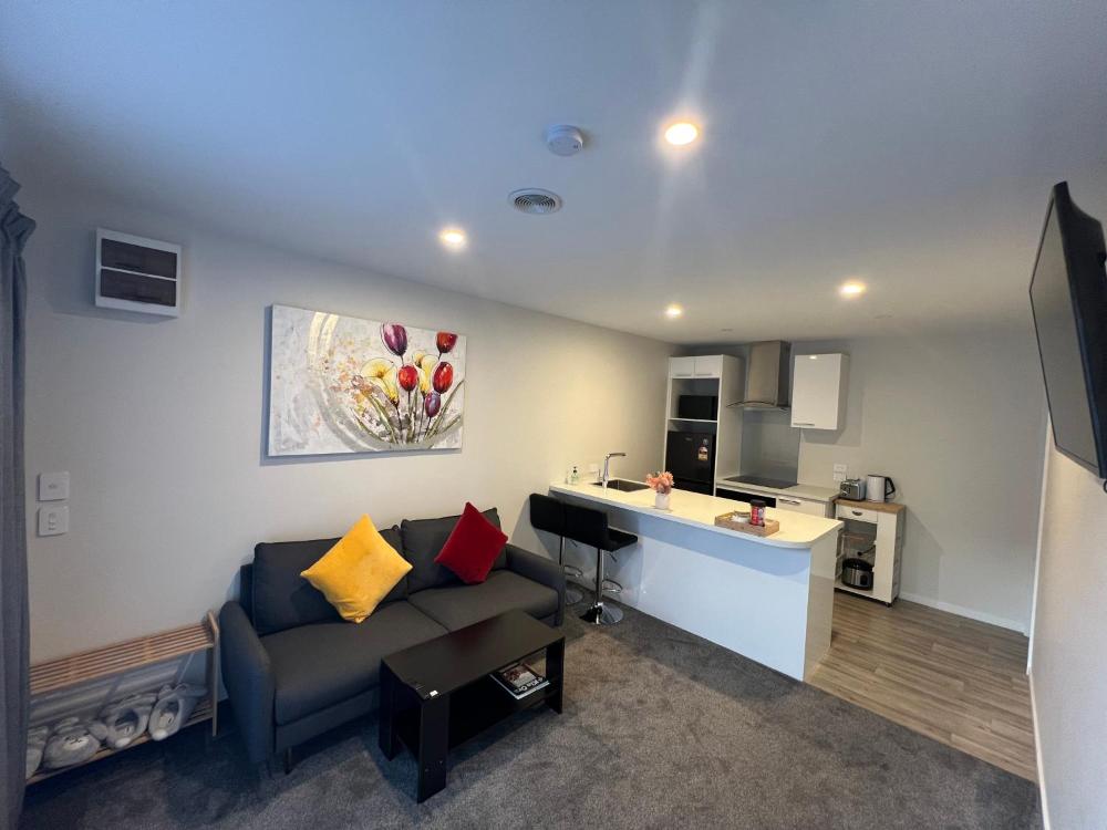 Christchurch Airport Stop