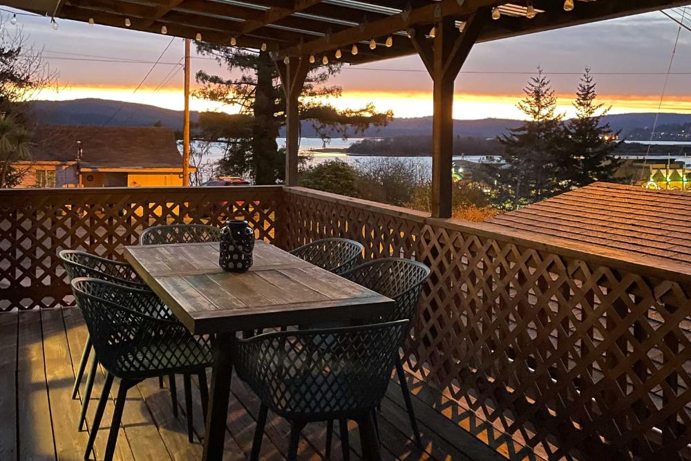 Fire Pit and Bay Views North Bend Home!
