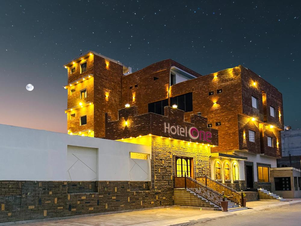 Hotel One University Sukkur