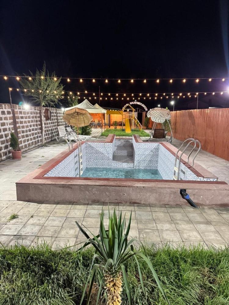 Hovakimyans Garden And Tour