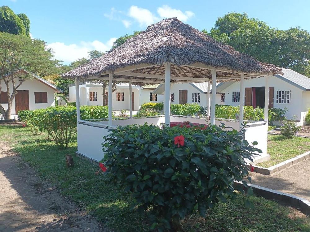 Hôtel-bungalows La Pirogue