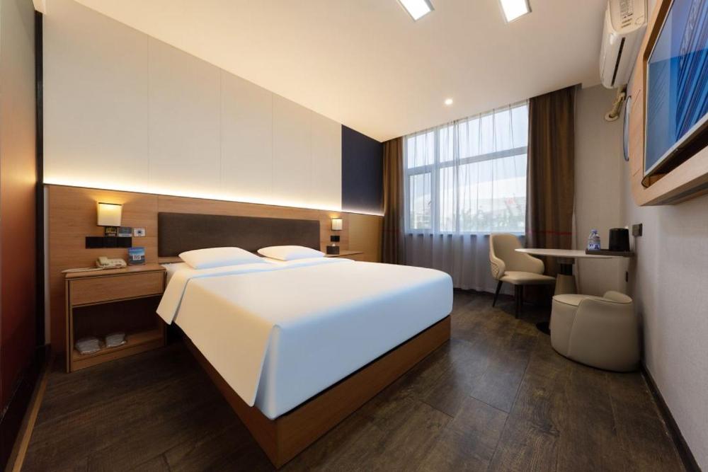 Huanyang Hotel Qingdao Chengyang Youth Football Stadium Branch