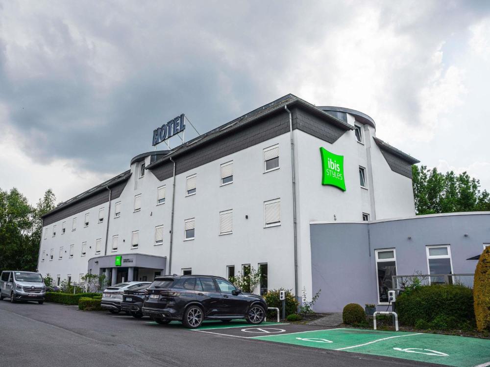 Ibis Styles Charleroi Airport Aero 44