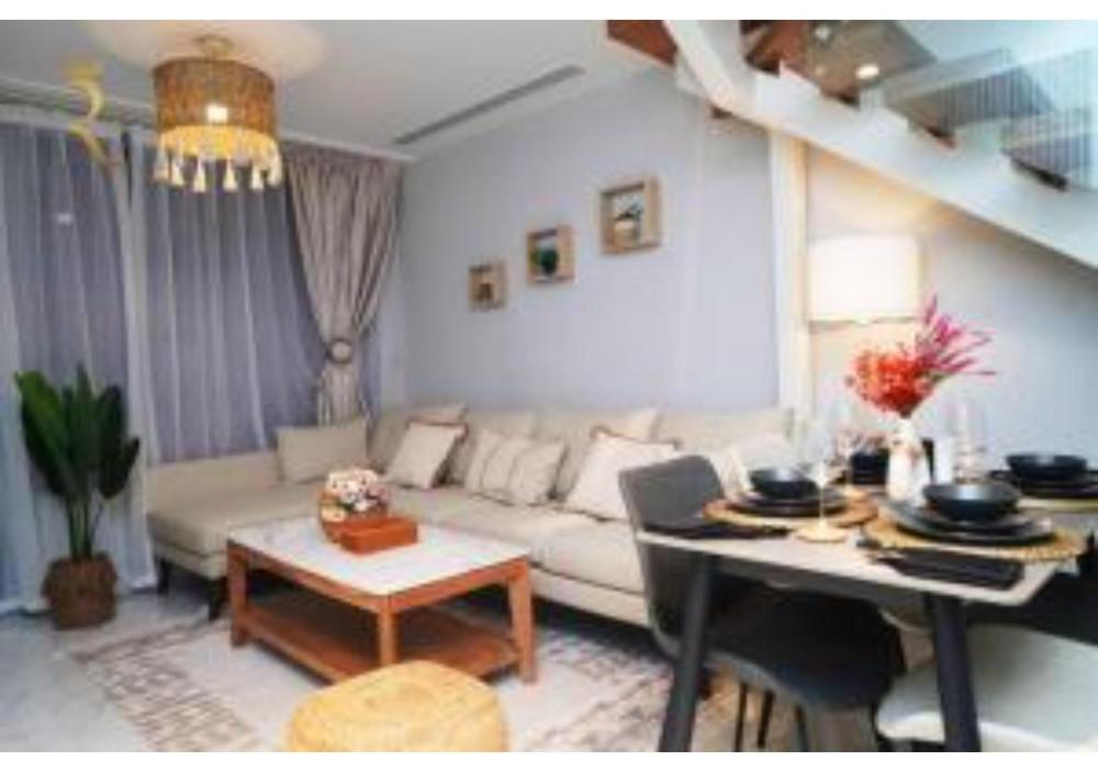 Jade Serenity 2BR - Pool, Gym & Comfort Near Masdar Park, Masdar City