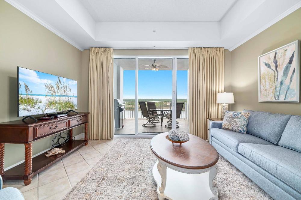 Levins Bend at The Wharf 611