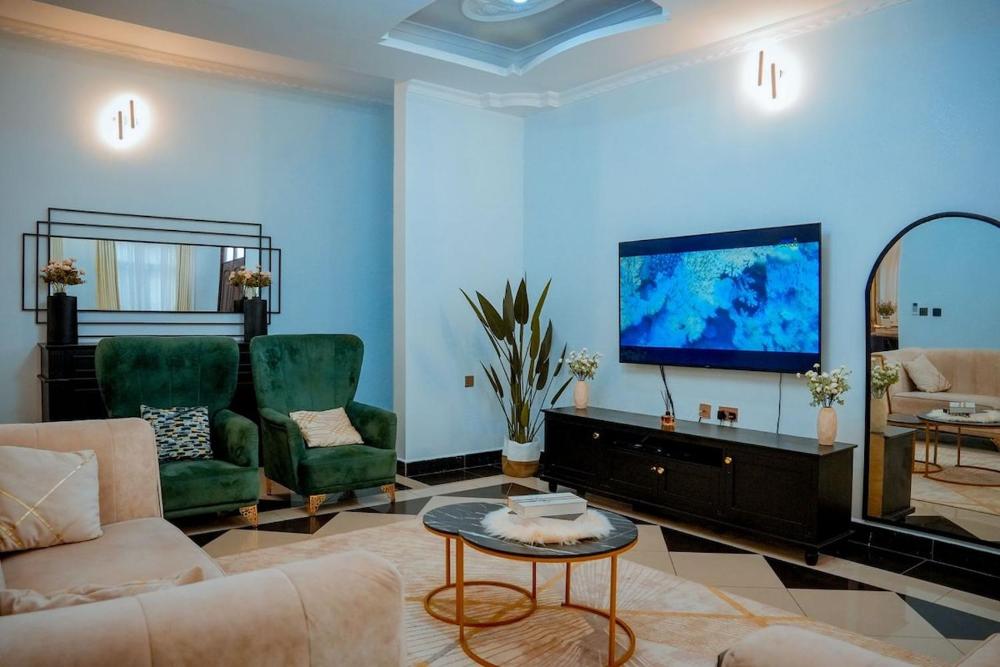 Michelle's Apartments