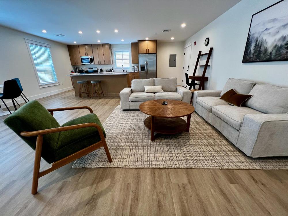 Montgomery Modern Luxury Stays