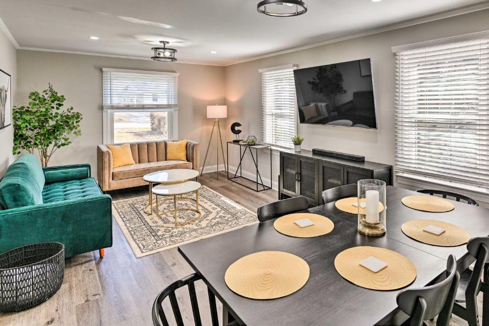 Nashville Home Rental about 7 Mi to Downtown!