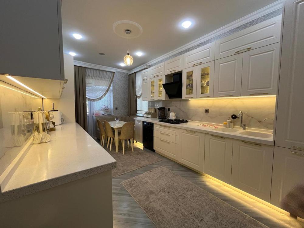 nearby Airport Apartment