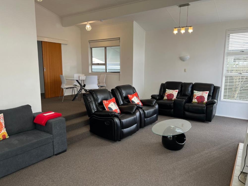 Palmy Hideaway - Dog Friendly