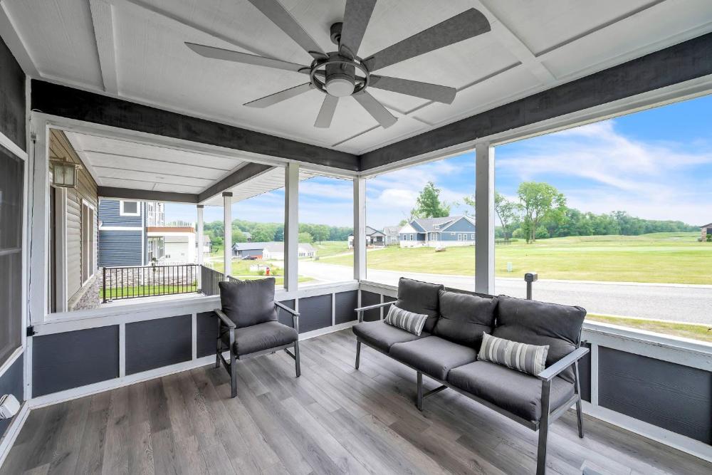 Pet-Friendly Getaway with Golf & Private Patio Retreat home