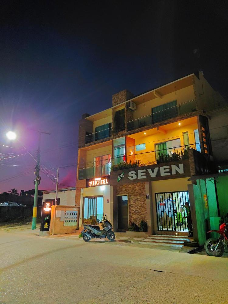 Seven Hotel