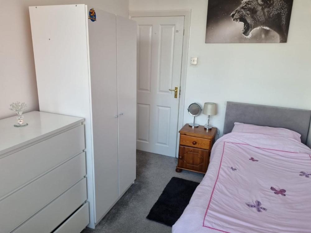 Single room in Bournemouth for female Charminster