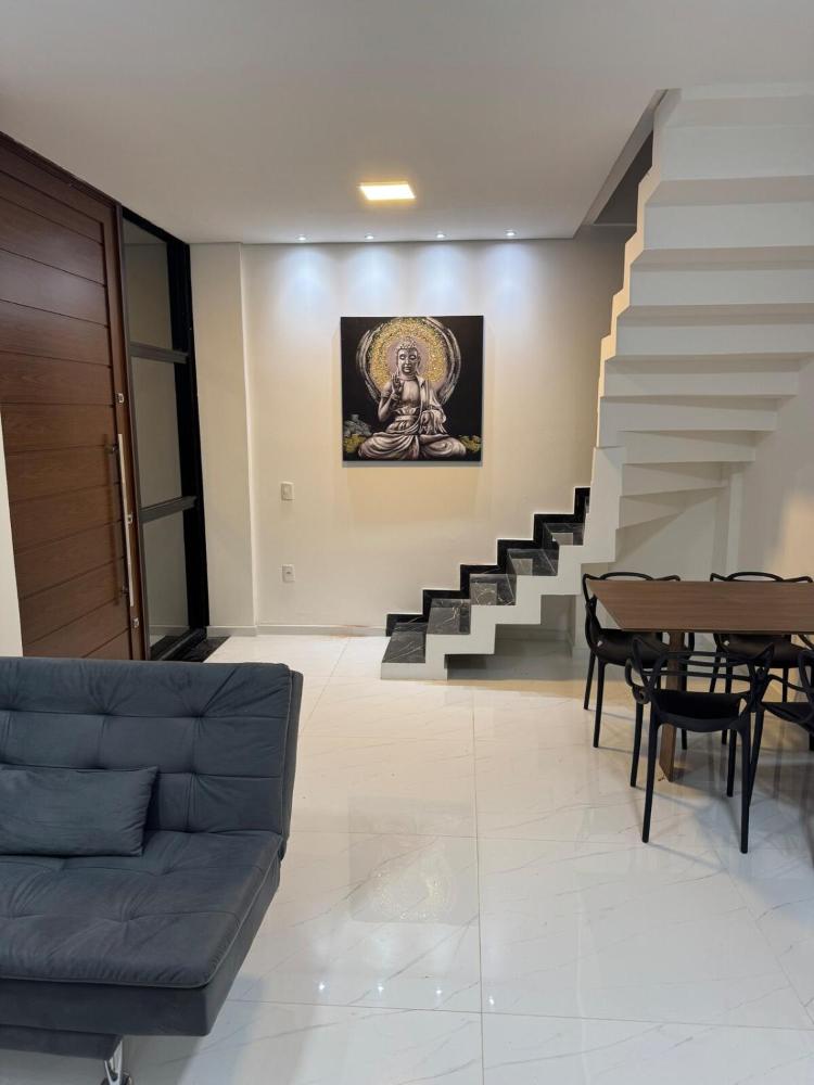 Sobrado Novo de Alto Padrão 2025