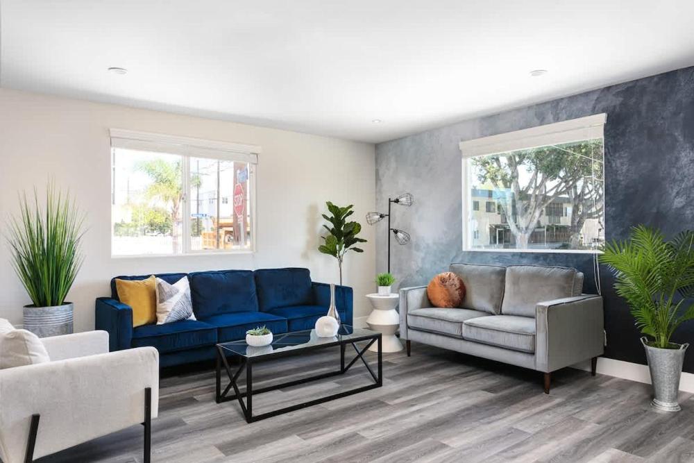 Spacious Home Central Area Airport Free Parking