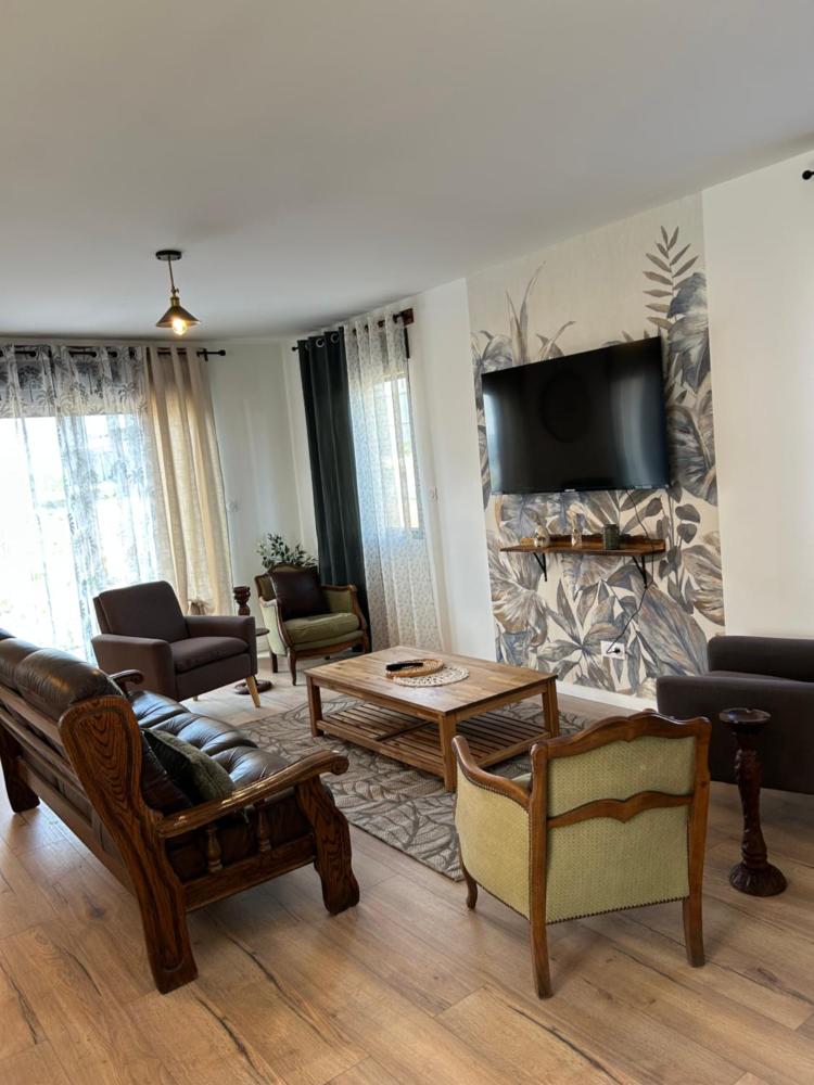 Superbe pavillon 4 chambres - parking privé - Grande Terrasse au calme - limoges