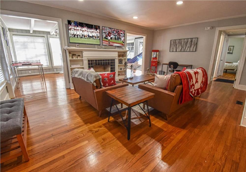 Sweet Home Alabama Sleeps 8