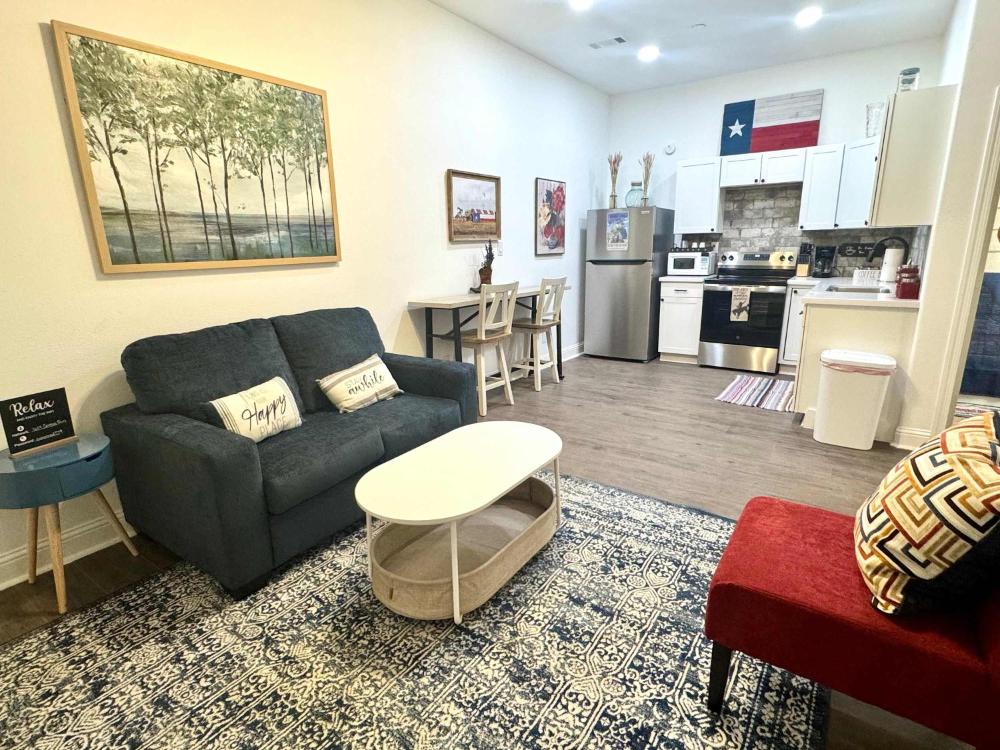 Texas Country 2BR 1BA