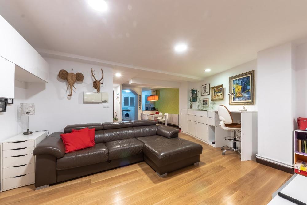 Tranquilo con Wifi y cercano al metro