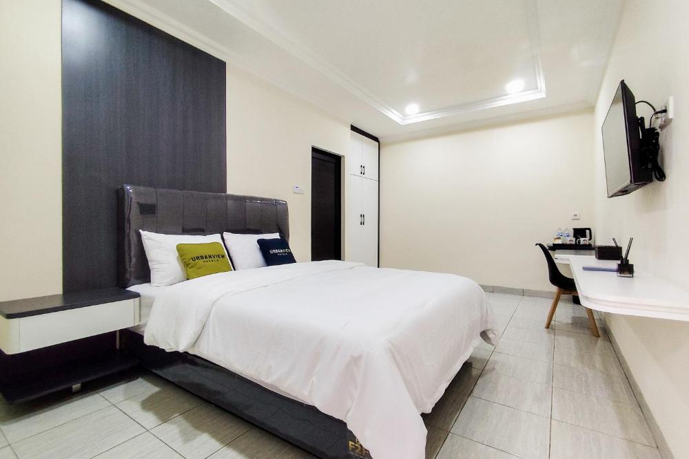 Urbanview Hotel Via Jambi